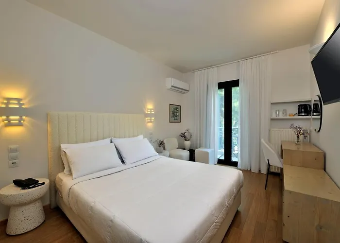 Dryades&Orion Hotel