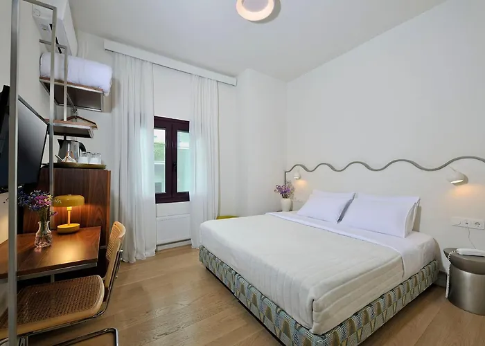Dryades & Orion Hotel