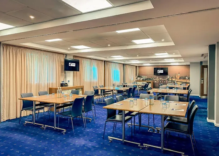 Holiday Inn Express London Stratford By Ihg
