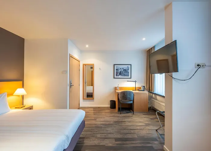 Serwir Hotel