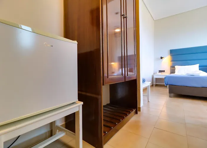 Alexis Hotel