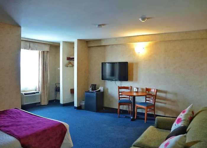 The Glengate Hotel & Suites