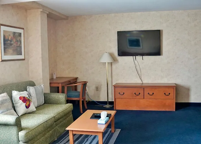 The Glengate Hotel & Suites