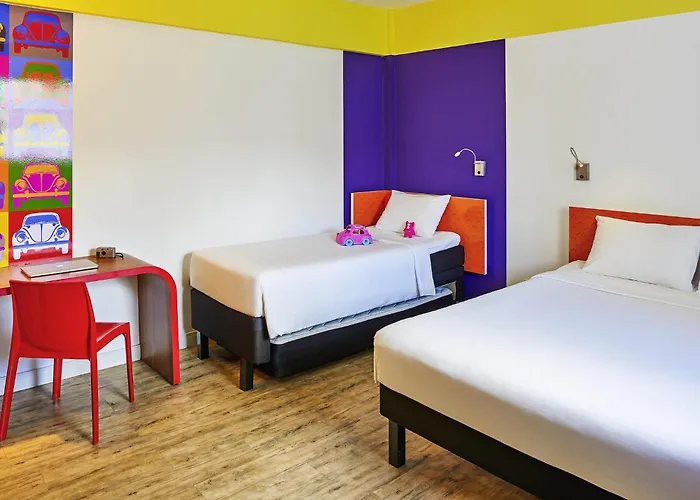 Ibis Styles Balneário Camboriú - 1 Quadra do Mar