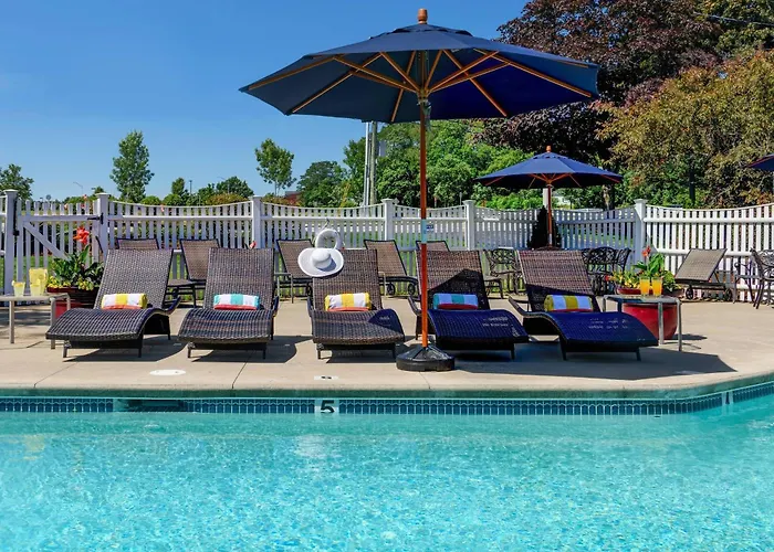 Port Inn And Suites Portsmouth, An Ascend Collection Hotel