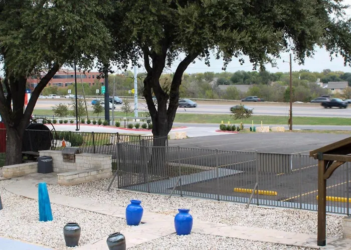Motel 6-Round Rock, Tx