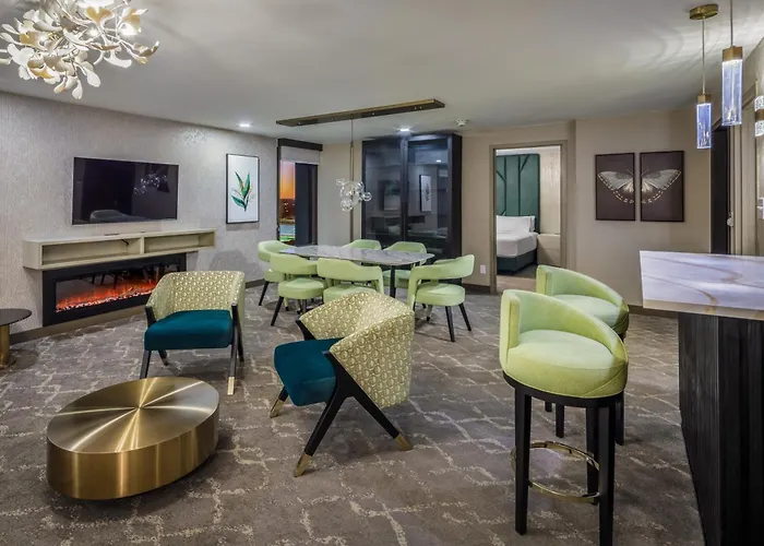 Doubletree By Hilton Laredo