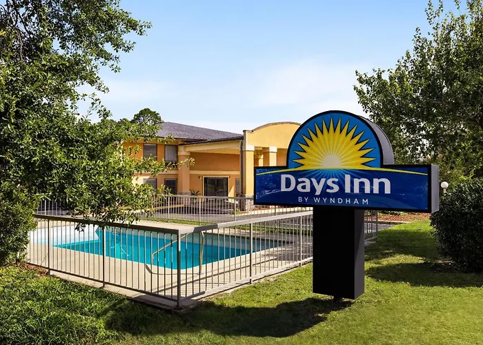 Days Inn By Wyndham Blythewood North Columbia
