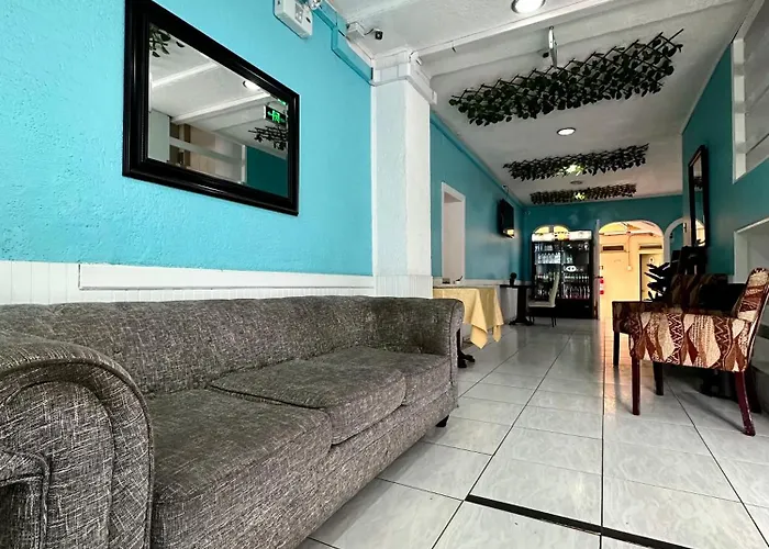 Hotel Plaza Colon