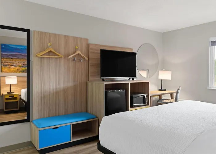 Days Inn By Wyndham Las Vegas