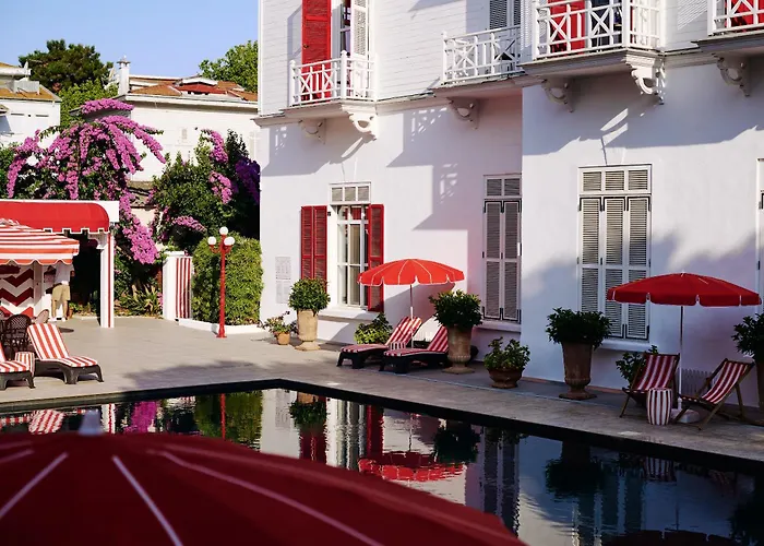 Bueyuekada Splendid Palace Hotel