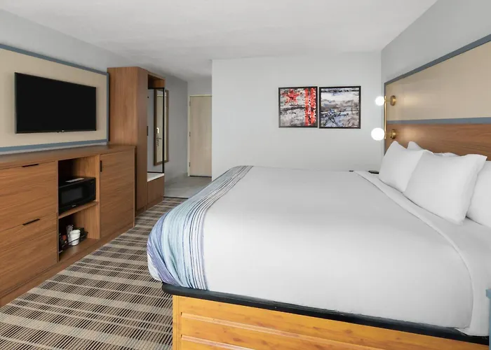 Americinn By Wyndham Douglas/Saugatuck