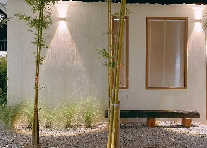 Wanan Cafe & Boutique Hotel
