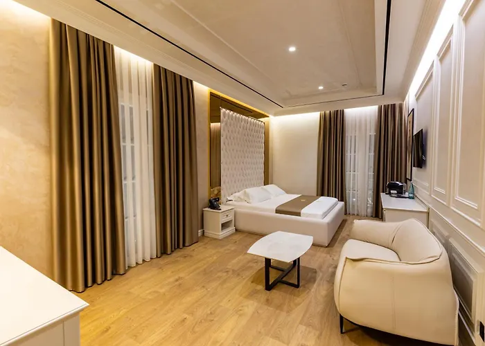King & Queen Boutique Hotel