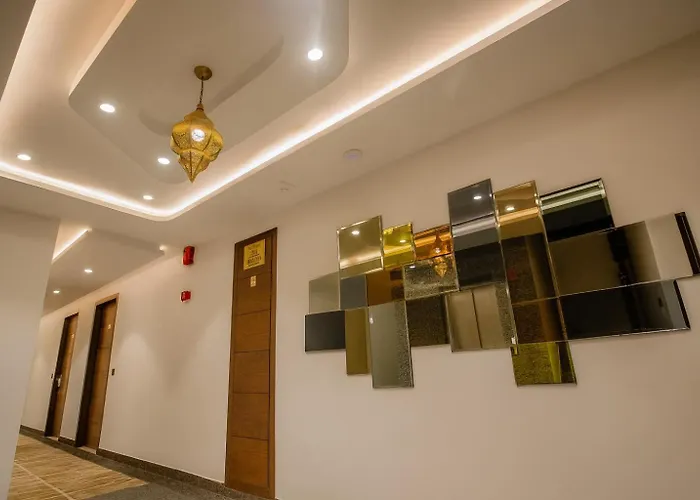 Hotel Ten Square - 5 Minutes From The Taj Mahal