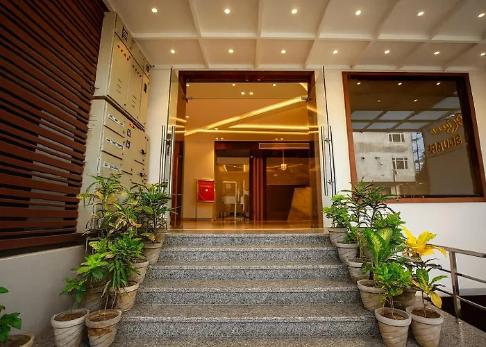 Hotel Ten Square - 5 Minutes From The Taj Mahal