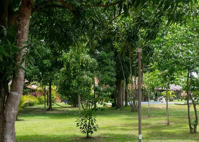 Wakaya Ecolodge