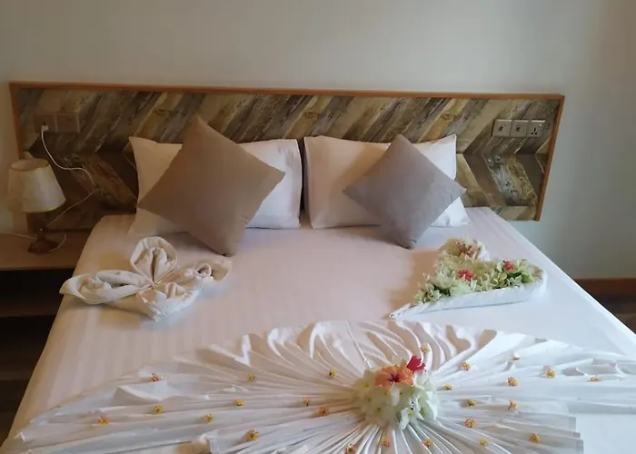 Cowry Inn