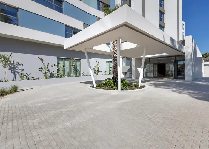 Mirage Chalkida City Resort