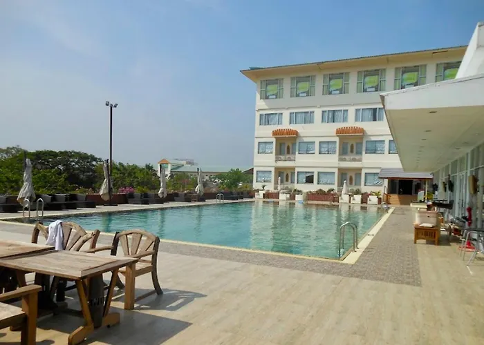 New Siya Hotel