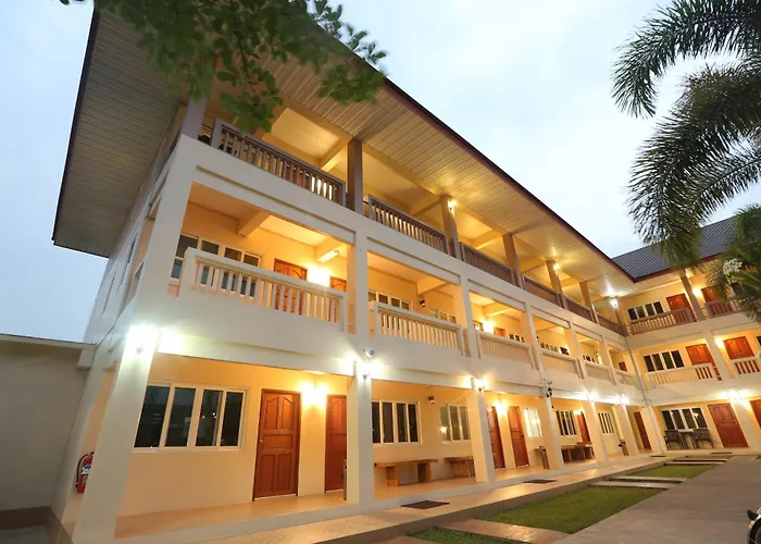 Poonnagunn Hotel
