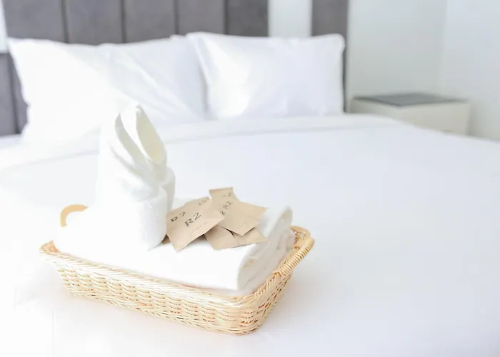 R2 Bed And Pool Kanchanaburi