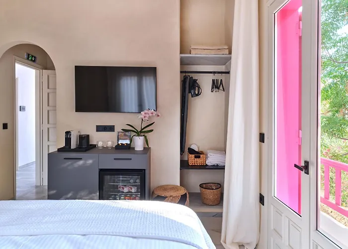 Anchorage Paros Boutique & Private Beach