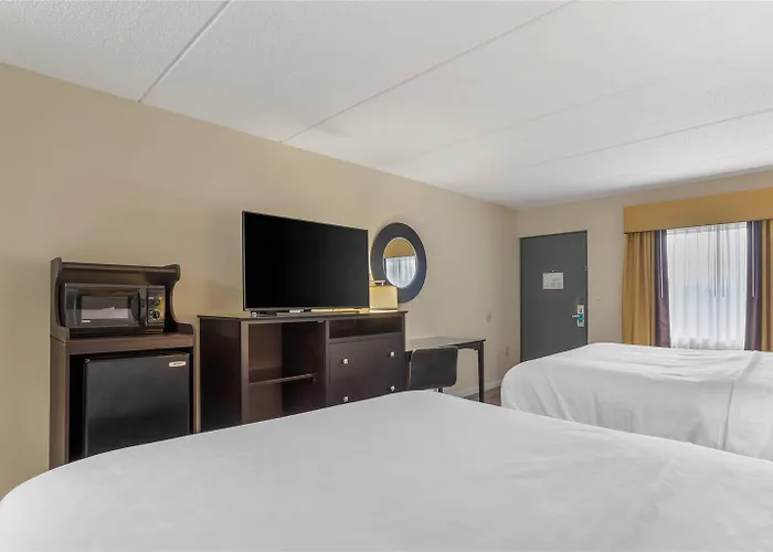 Clarion Pointe Kimball