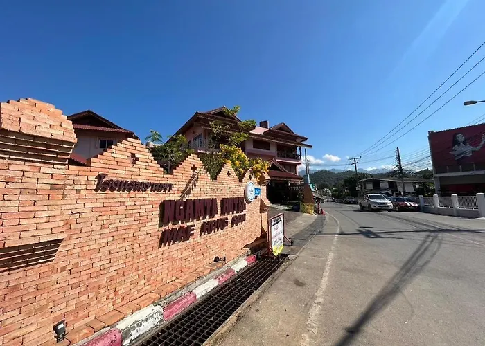 Ngamta Hotel