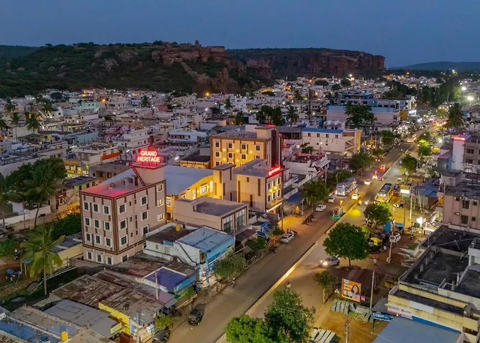Hotel Grand Heritage Badami