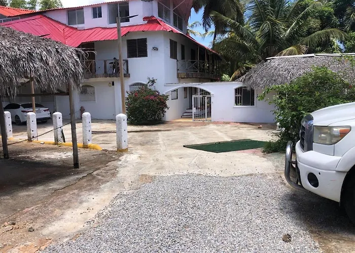 El Jardin Del Coco Triple