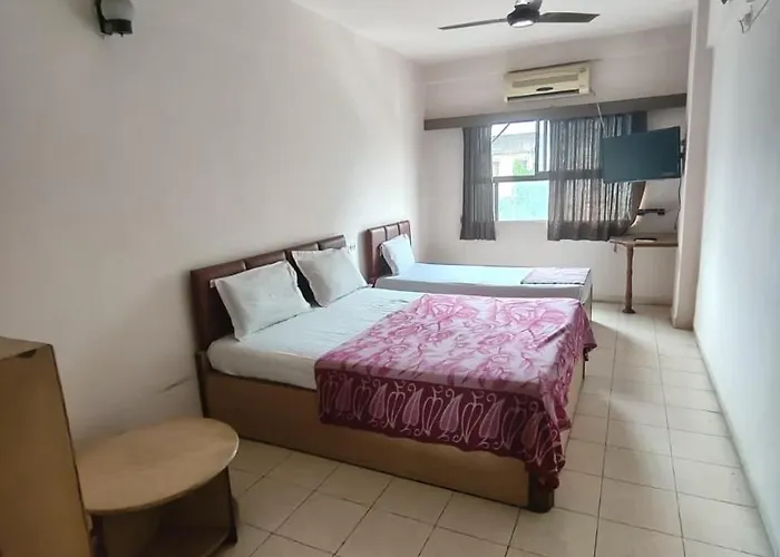 Ten Hotel