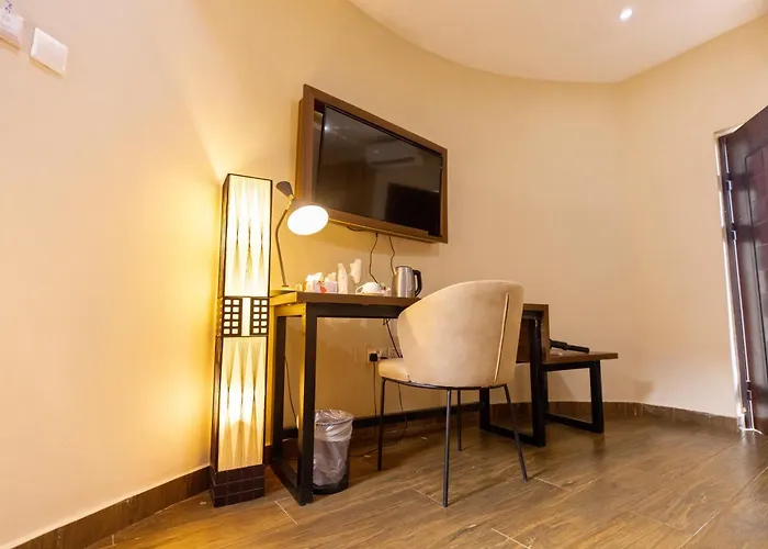 Volta Serene Hotel