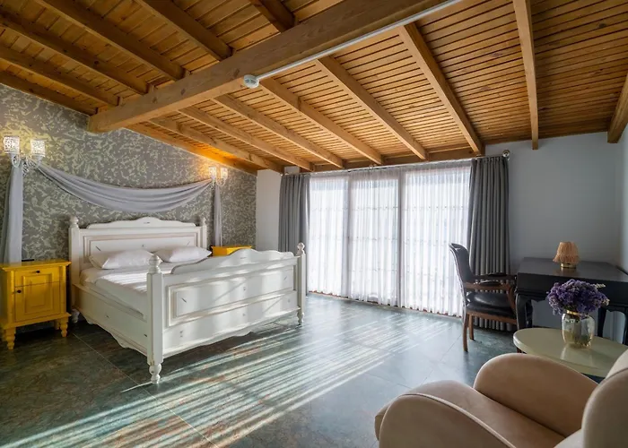 Ra Hotel