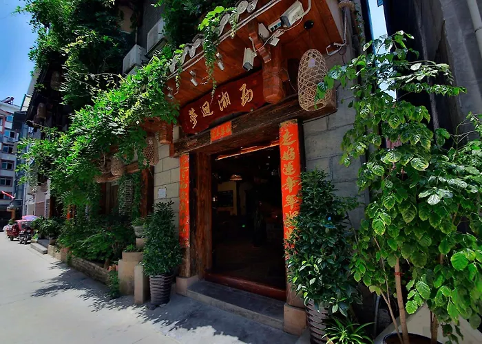 Zhangjiajie Xiangxi Dream Weaver Inn -Tianmen National Forest Park & Avator Mountin, Free Pick-Up & Laundry, Tour & Ticket Service, English Customer Service