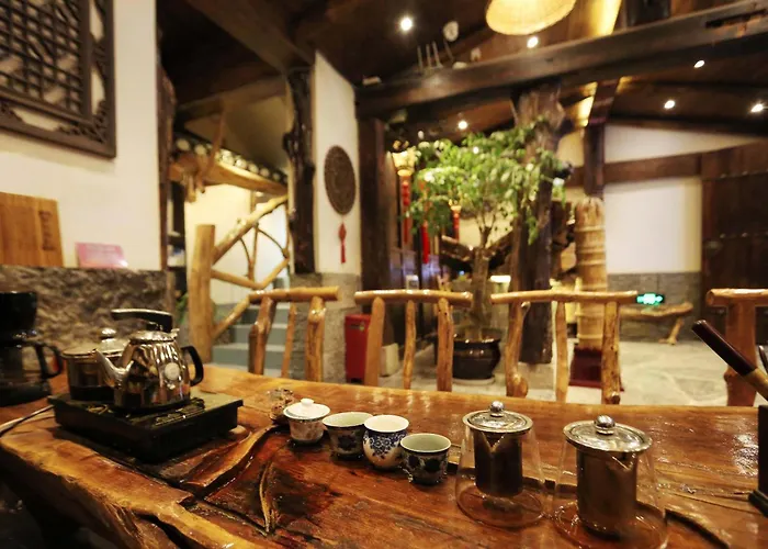 Zhangjiajie Xiangxi Dream Weaver Inn -Tianmen National Forest Park & Avator Mountin, Free Pick-Up & Laundry, Tour & Ticket Service, English Customer Service