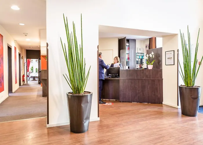 Auberge De Jeunesse Hi Brides-Les-Bains