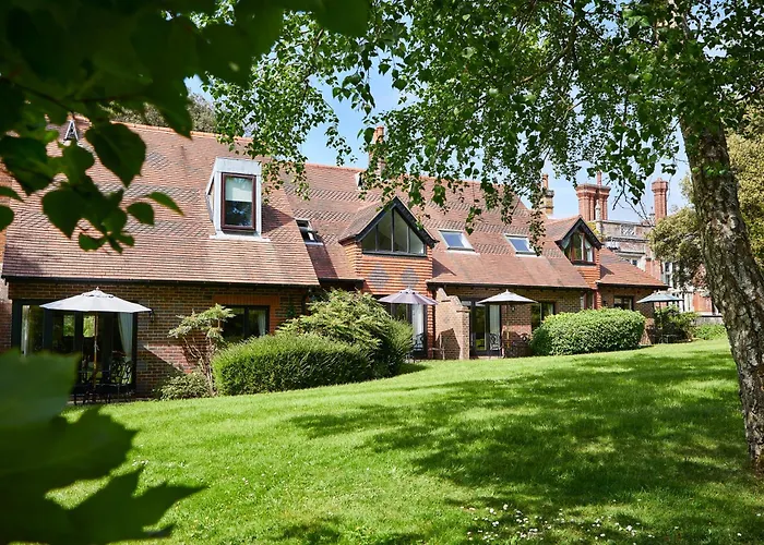 Elmers Court