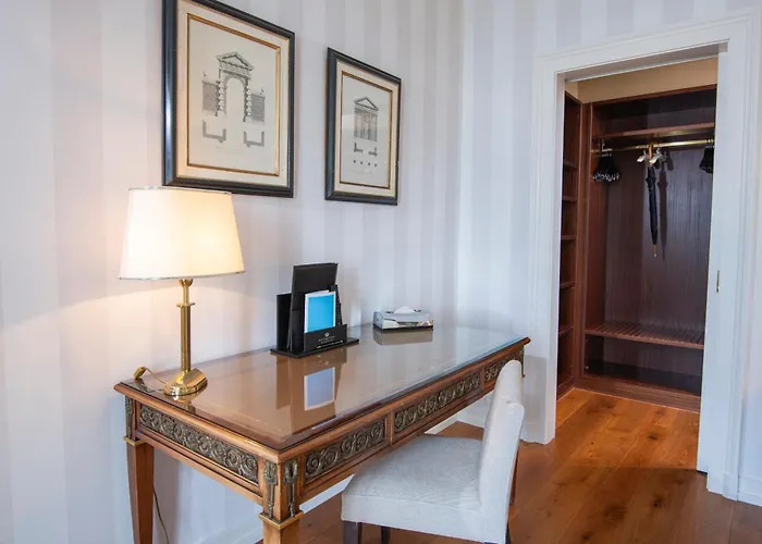 Hôtel Des Trois Couronnes&Spa - The Leading Hotels of the World