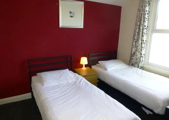 Esplanade Hotel - Clacton On Sea, Beachfront Hotel By Oyo