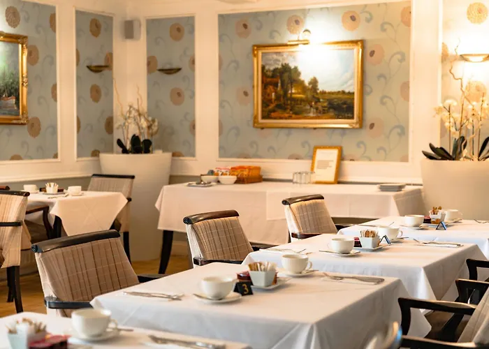 The Falcon Hotel Farnborough 
