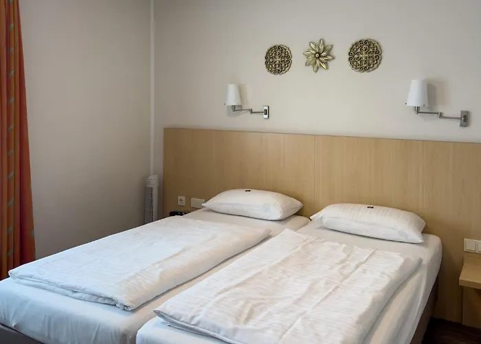 Hotel Manu