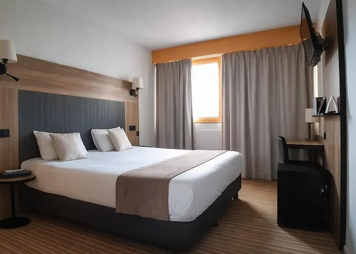 The Originals City, Hotel Napoleon, La Roche-Sur-Yon