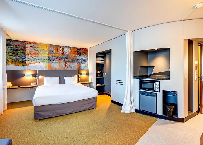 B&B Home Rueil-Malmaison Gare