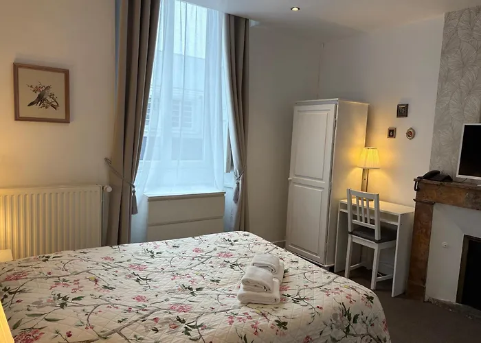 Hotel Saint Yves Nantes