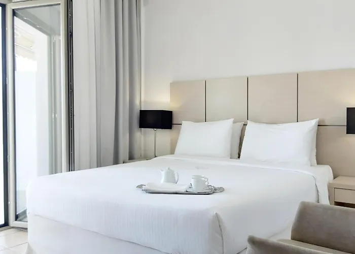 Akrogiali Exclusive Hotel (Adults Only)
