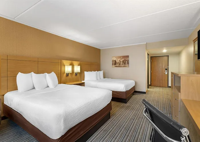 Best Western Royal Plaza Hotel And Trade Center