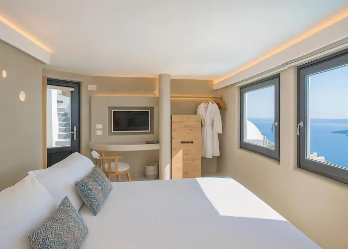 Chic Hotel Santorini