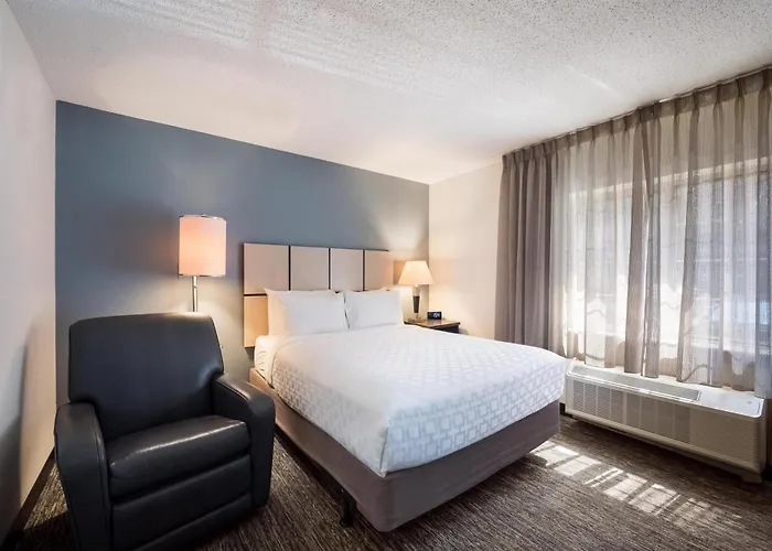 Sonesta Simply Suites Phoenix Glendale