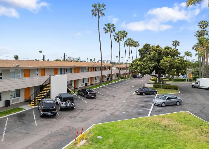Hotel Palmeras Chula Vista